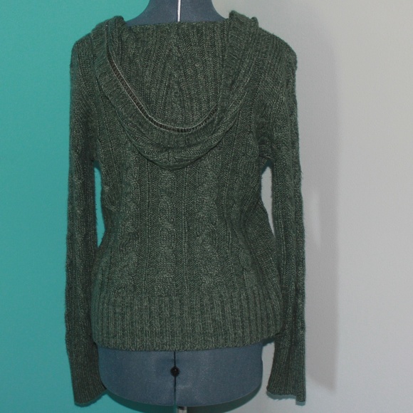 Dark Green Acrylic Button Sweater - Picture 5 of 7